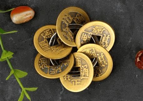 五帝錢掛門 丁火克辛金